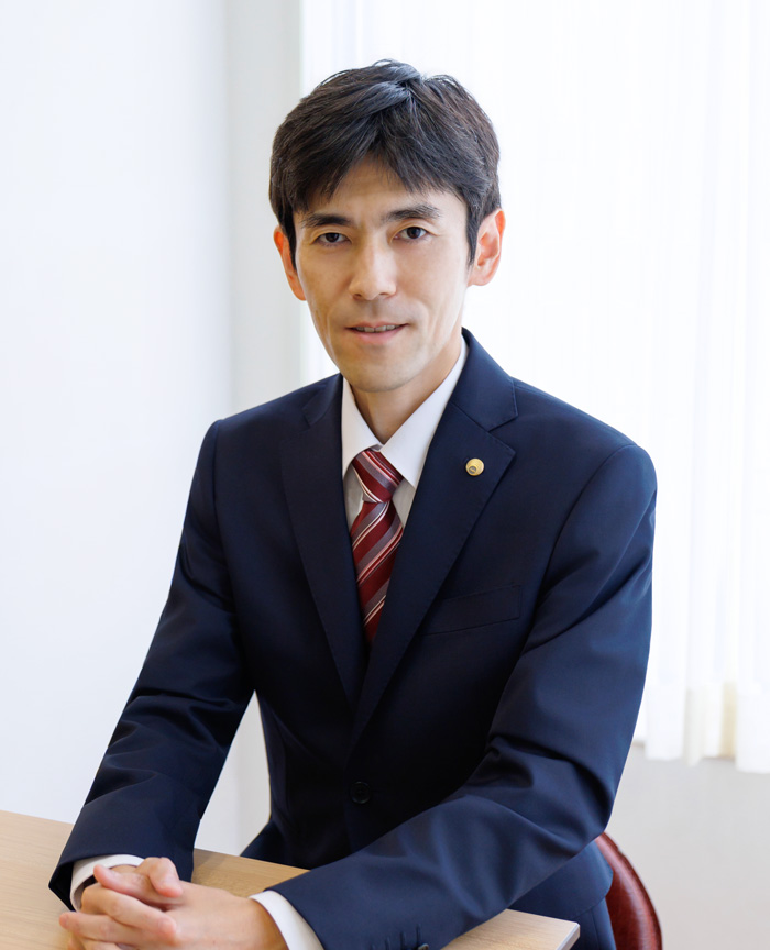 不動産鑑定士 山田 佳人